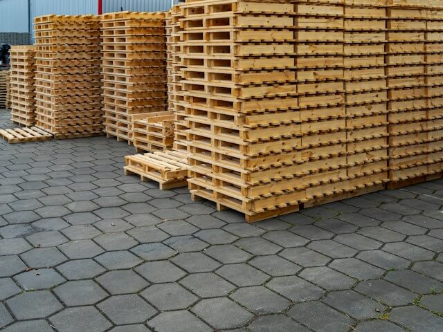 clean pallets